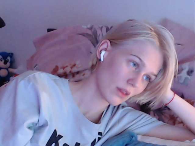 Fotky Vero_nica playful mood ;) Press in the heart! Lovens from 2 tk, 20 - pleasant vibration, 69 - random In private with toys, Cam2Cam