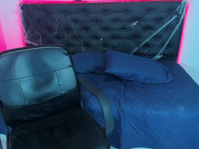 Vysílací screenshoty queen-medussa