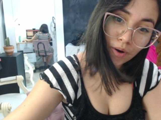 Fotky Queen-pink24 hola bienvenidos a mi habitación soy nueva ven y dame la bienvenida #latina #new #tits #play