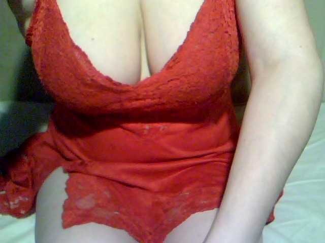 Fotky redcherry I love to caress my pussy and cum in ecstasy, your gifts cheer up and make my pussy get wet Make love. I have a sound, turn it on