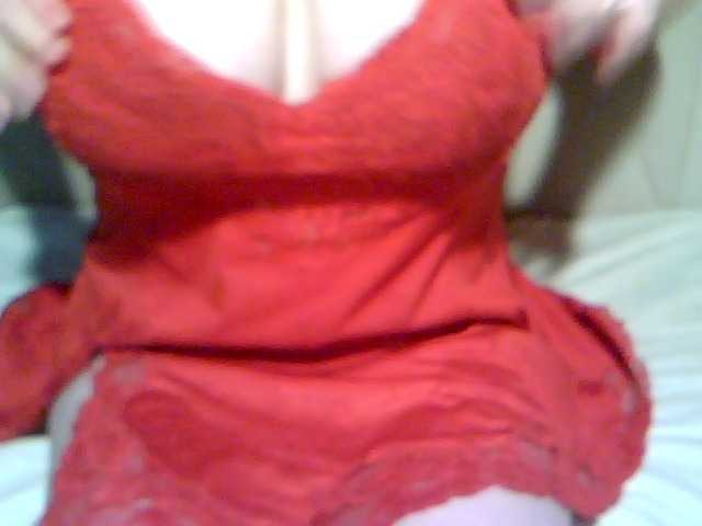Fotky redcherry I love to caress my pussy and cum in ecstasy, your gifts cheer up and make my pussy get wet Make love. I have a sound, turn it on