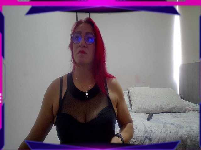 Fotky redhair805 Welcome guys... my sexuality accompanied by your vibrations make me very horny