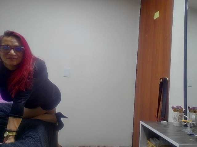 Fotky redhair805 Welcome guys... my sexuality accompanied by your vibrations make me very horny