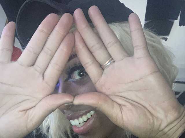 Fotografie profilu AaliyahD