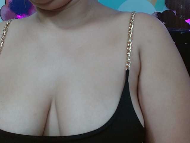 Vysílací screenshoty rose-bbw