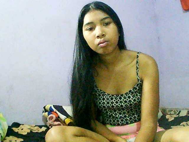 Fotky Sallia29 HELLO BB....PLEASE FOLLOW ME......I give my best to my beloved KISS YOU