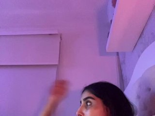 Erotický videochat SallyeLeins