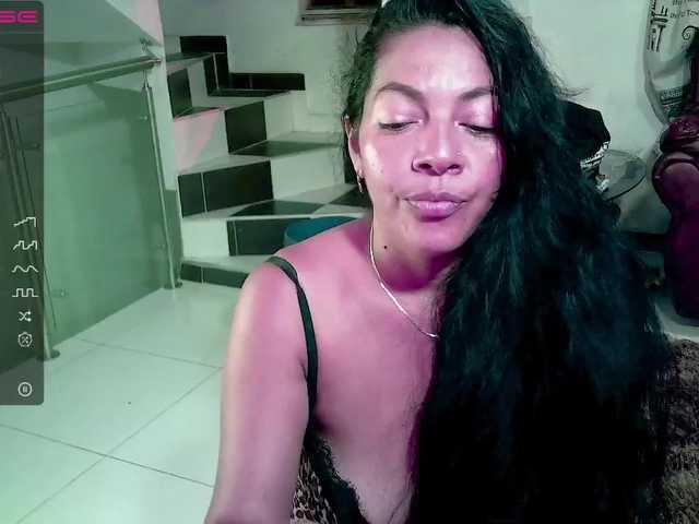 Vysílací screenshoty Salome-honey9