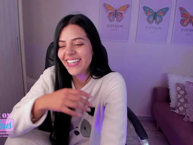 Vysílací screenshoty SalomeGomez