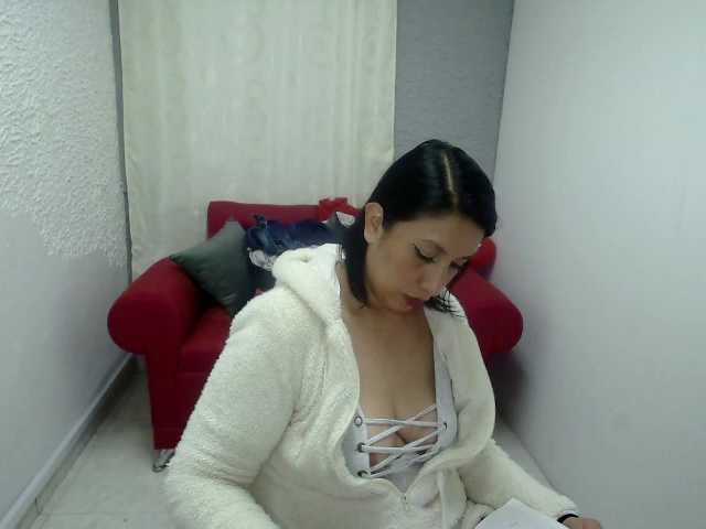 Vysílací screenshoty samantahilton