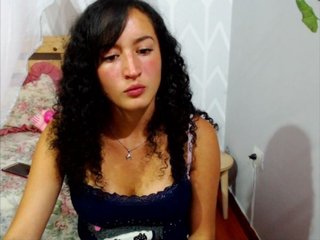 Fotky kathyhot5 welcome to my room♥ I'm #new and I want to meet you #play with me