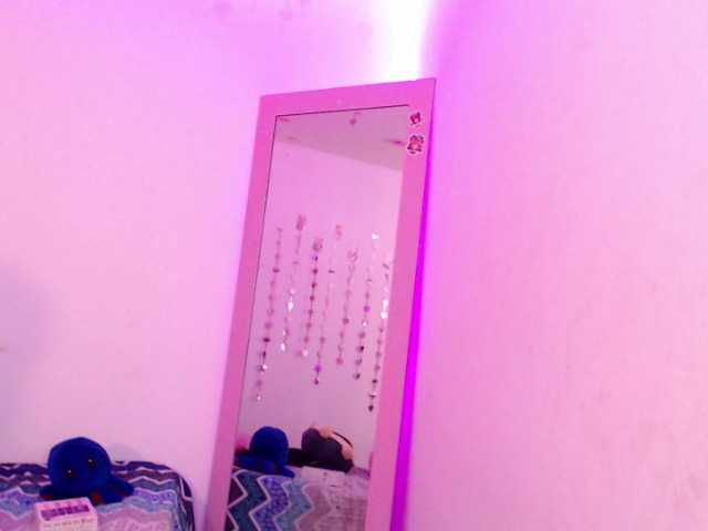 Vysílací screenshoty Sammyviolet