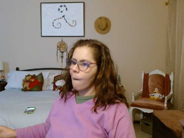 Vysílací screenshoty SaraBrandon