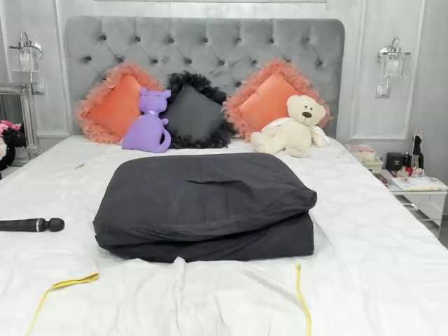 Vysílací screenshoty SaraJennyfer