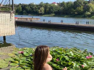 Erotický videochat SarraMelluBabe