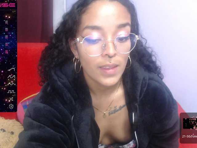Vysílací screenshoty sashacorinss