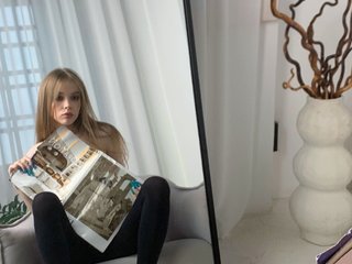 Erotický videochat SelenHellsWeet