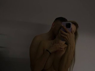 Erotický video chat SeranaCouple