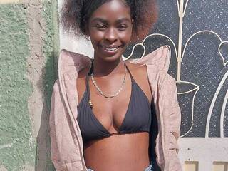 Erotický videochat SereneWinslet