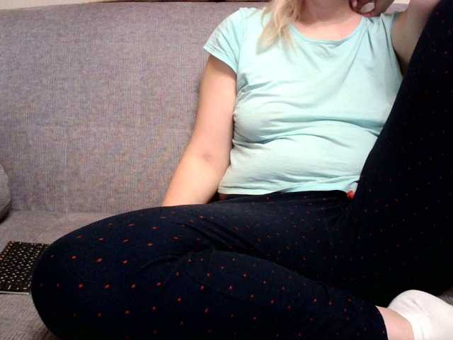 Fotky Nez Hello. No free show in my room. Pm 5 tkns, follow 10, watch cam 25