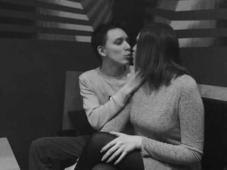 Erotický videochat Sex-Dealers