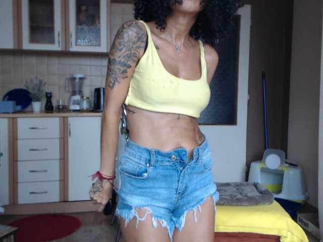 Vysílací screenshoty SexiBelle