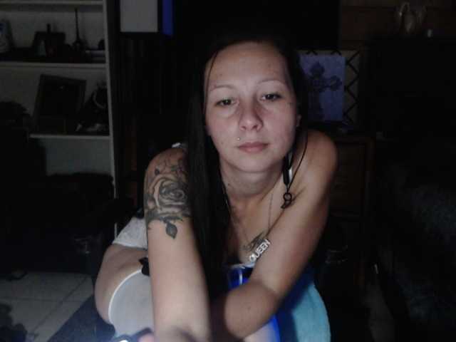 Fotky sexiibabii91 WERE BACK SHOW SUM LOVE.....SILENCE WITH NO TOKENS = NO SHOW!!!!!