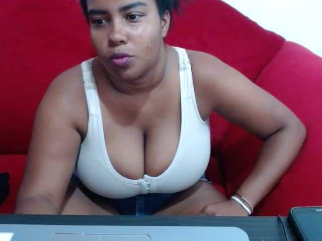 Vysílací screenshoty Sexy-Brunette