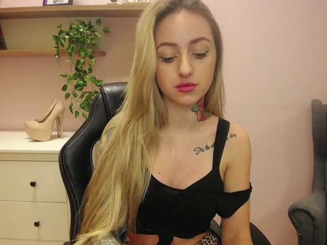 Fotky SEXYcoralie #Misstress #fantasy #domination #cei #joi #cfnm #tease #flirt #roleplay #cuckold #cbt #blondie #inked #ass #sph #dirtytalk #fetish #domina #sissy #sub #dom #slave #rating #watching #feets