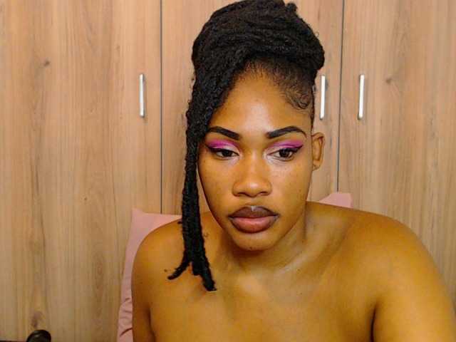 Vysílací screenshoty SexyJuicyLips