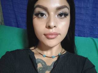 Erotický videochat Sharlote-Williams