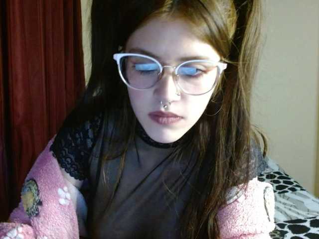 Vysílací screenshoty sharlotte-1