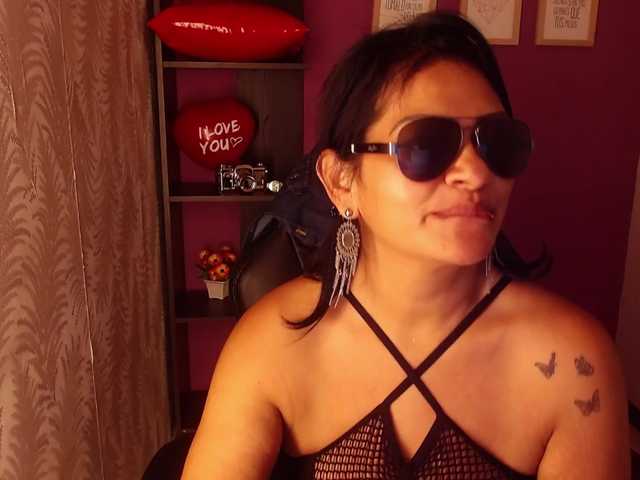 Vysílací screenshoty sharon-kash