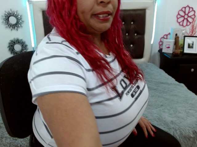 Vysílací screenshoty Siren-boobs