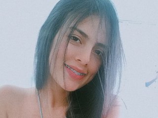 Erotický videochat slutbegs4daddy