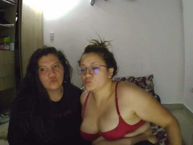 Fotky SOFIA-KARLA #strapon #lesbian #feet #squirt #tits #lovense