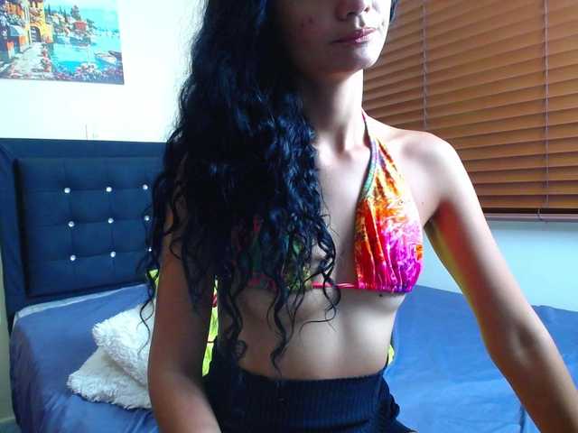 Fotky SofiaFranco Guys i need to squirt help me please!!!squirt at goalpvt on @remain 555