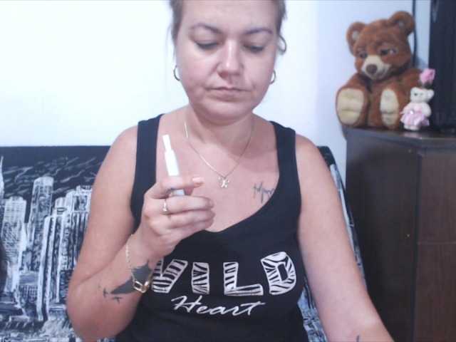 Vysílací screenshoty Softhottmilf