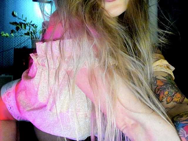 Vysílací screenshoty Sonya-Mo