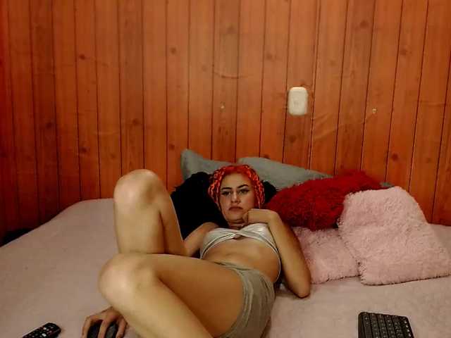 Fotky Sophia-Tylor Hi guys, it's a pleasure to be here with you, I'm new, you would like to support me? 150 tk fuck pusszy
