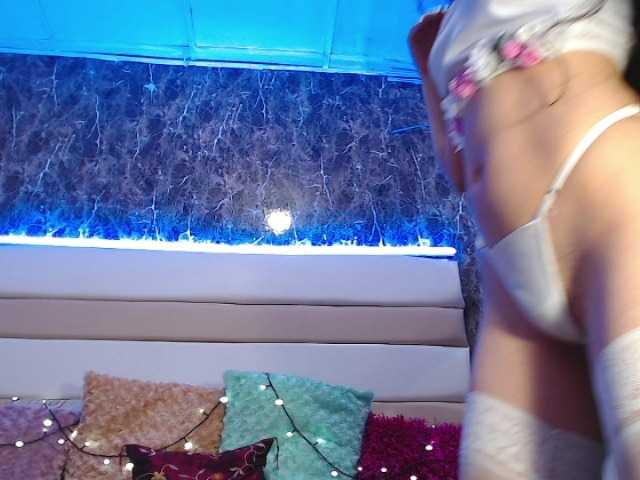 Fotky SophiexTayllo #anal#teen#18#squirt#new#latina#hairy