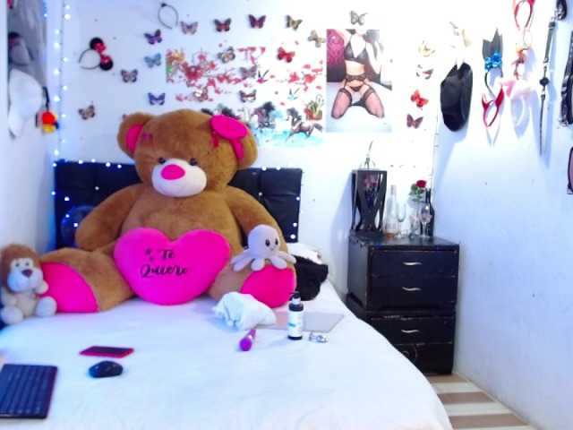 Vysílací screenshoty SquirtQueens