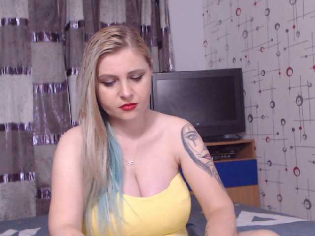 Fotky StacySensuall Blonde Godness who wants to satisfy you