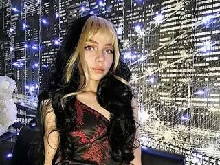 Erotický videochat StephaniMarmi