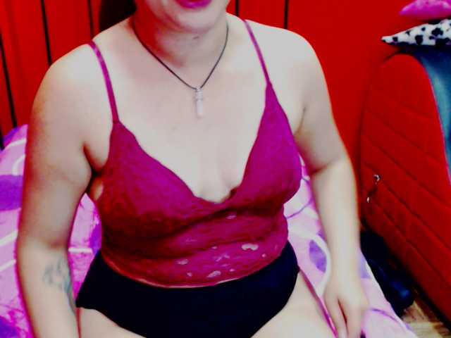 Fotky Stephanyhot1 welcome to my room, I'm Stephany, add me to your favorites list and let's have pleasant orgasms ♥♥♥Would you like to experiment with the prohibited? Let's go private and find out