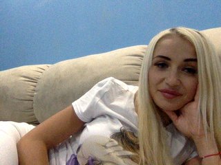 Fotky Sunrise-Lola Add to friend 5 tokens. Watch cams 15 tokens