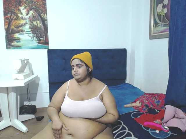 Fotky SusanaEshwar #bigboobs #hairy #cum #smoke #pregnant 1000 tips