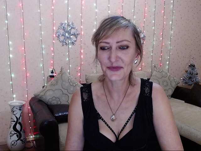 Fotky SusanSevilen Show outfit - 5 tokens, Dance-20 tokens, Stroke the chest-10 tokens, show tongue-5 tokens, kiss -5 tokens, confess love-3 tokens order music - 3 tokens. Thumb Sucking Simulating Blowjob - 10 Tokens watch the camera with comments-50 t add to friends-15 t