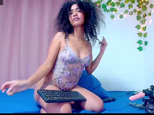 Fotky Sussana-22 MAKE ME SCREAM YOUR NAME AND MAKE MY PUSSY VIBE