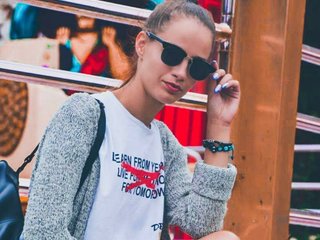 Erotický videochat Sweet-Kerry-sweet